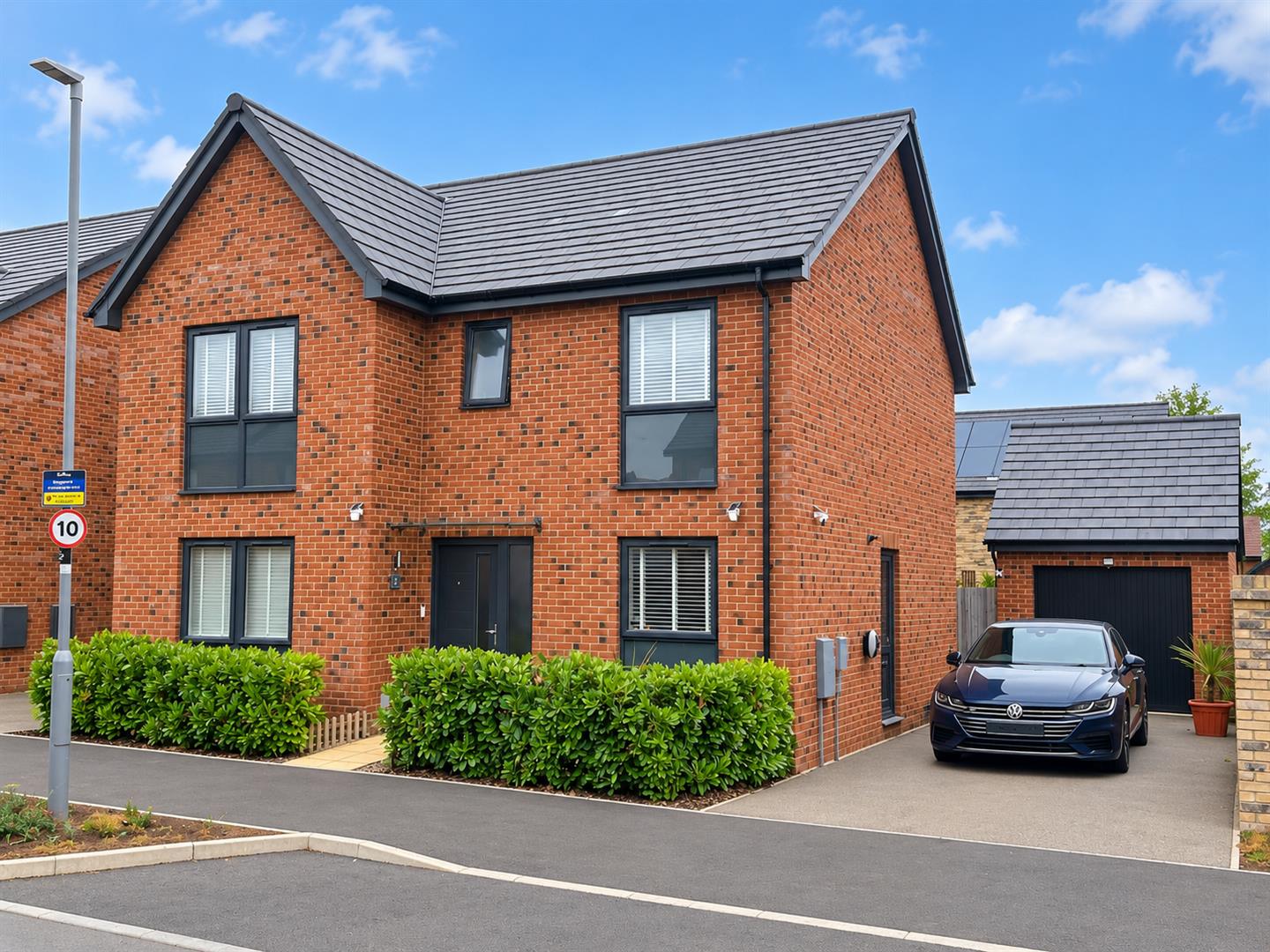 4 bed property in Clun Forest Way, Milton Keynes